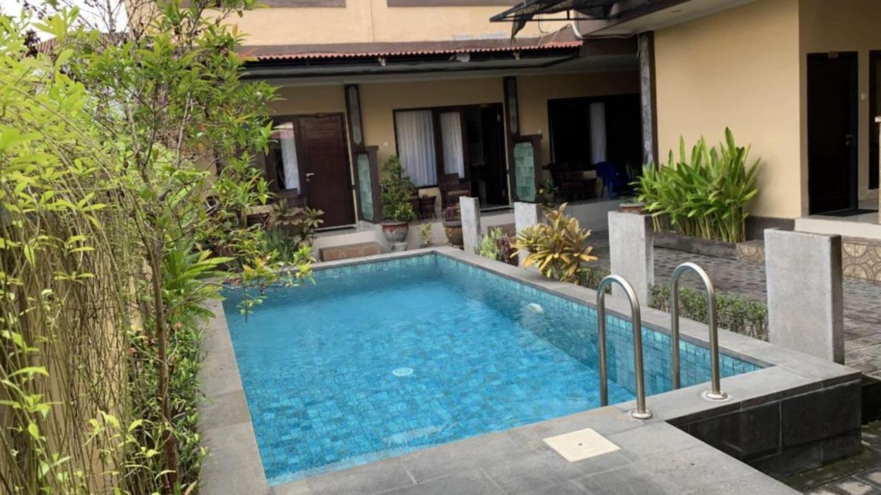 Taxa Uma Guest House 꾸따 외부 사진